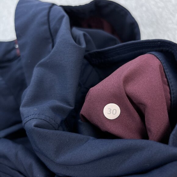 Lululemon Commuter Pants Mens 30x31 Navy Blue Reflectiv Stretch Performance - Picture 11 of 16